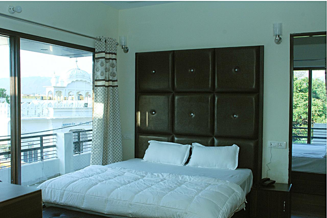 Hotel Temple View Inn Anandpur Sahib Экстерьер фото